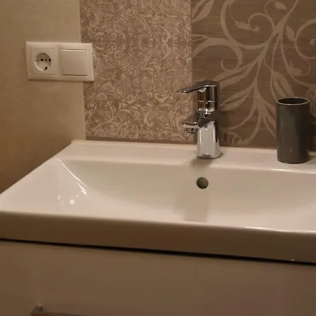 شقة Ferienzimmer Therme - 